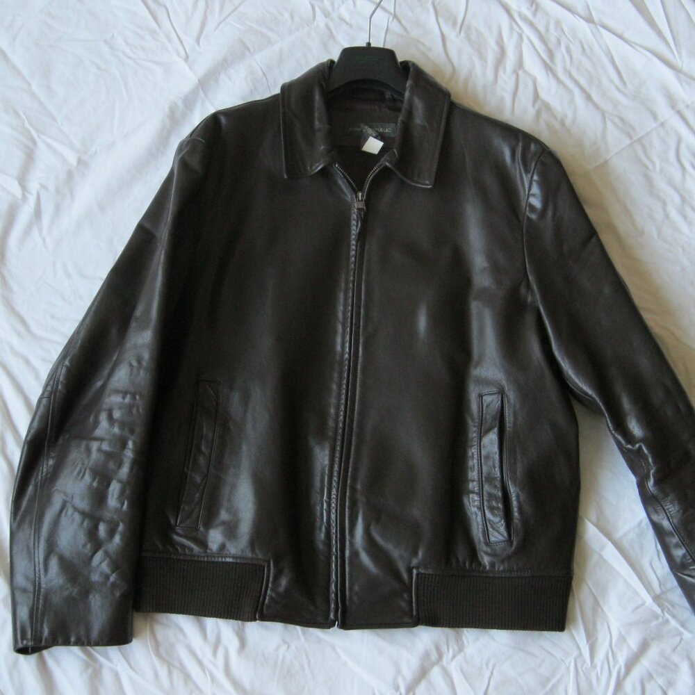 Banana Republic men's brown leather jacket size Large